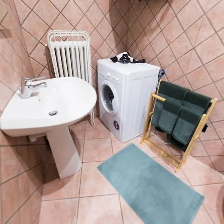 Centro Di - Bilocale Grazioso E Silenzioso 奥斯塔